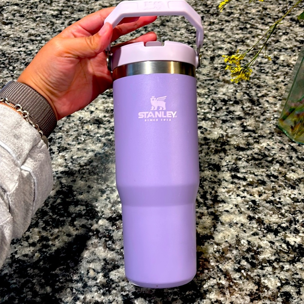 Stanley Ice Flow Lilac 30oz MISSING STRAW